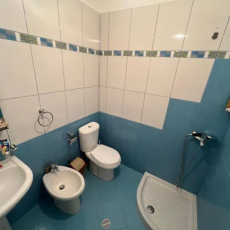 Tusuni Sarande